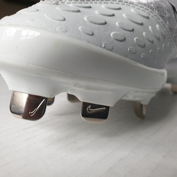 Nike Wm's Lunar Hyperdiamond 2 Pro White Softball Cleats w/ 9 Metal Spikes 5.5 - Picture 3 of 16